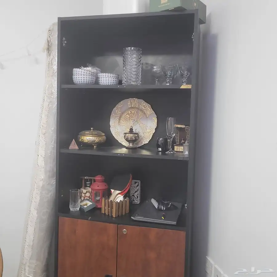 اثاث بحالة ممتازة ..نباتات داخلية وخارجية 4