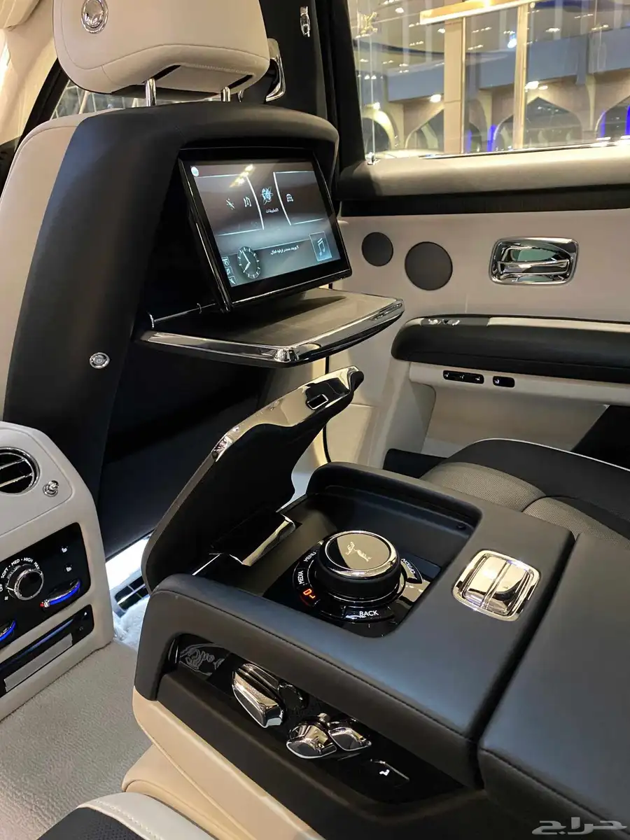 Rolls Royce Ghost 13