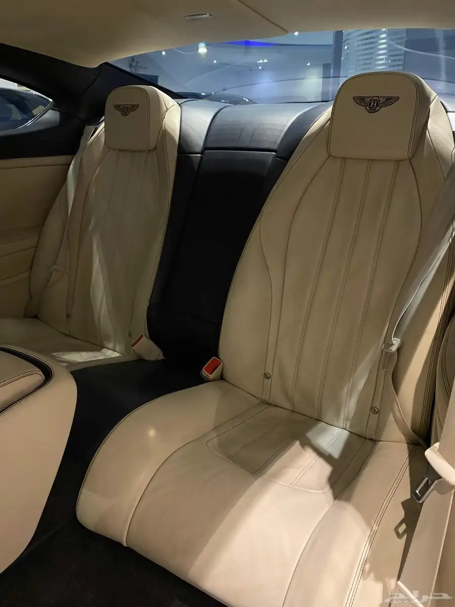 Bentley Continental GT 2014 10