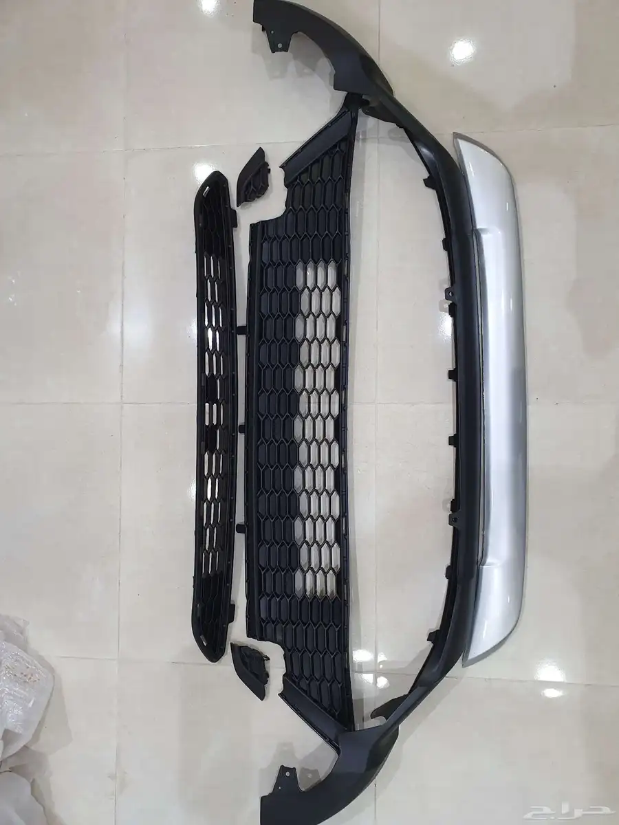 شبك أمامي تويوتا راف فور RAV4 2018 3