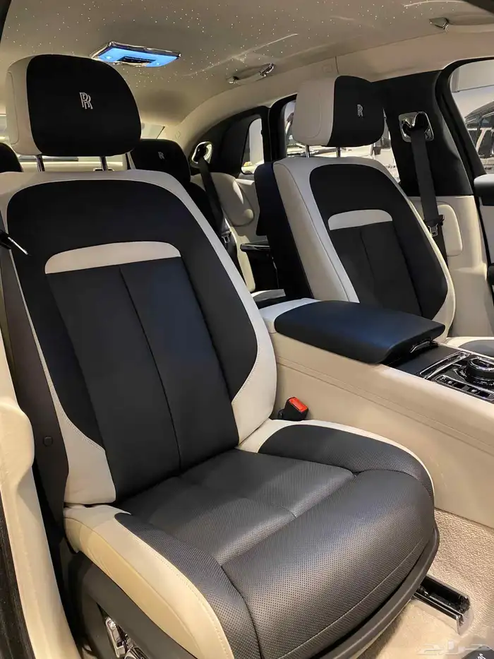 Rolls Royce Ghost 2022 10