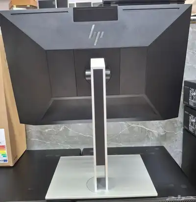 جهاز كمبيوتر مكتبي اتش بي بحالة ممتازة Hp EliteDesk 800 G5 6