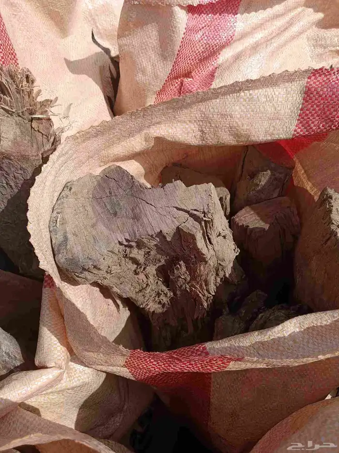 حطب أفريقي درجة أولى ممتاز عرض ب 1600 للطن 6