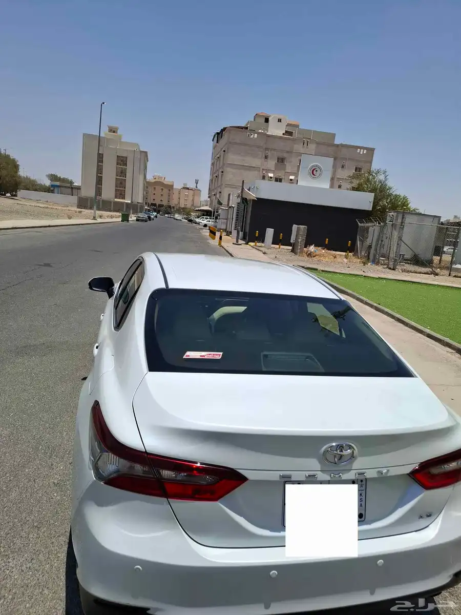 تويوتا كامري 2023 LE بنزين 9