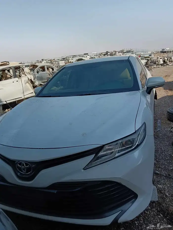 تشلح كامري لبيع قطع غيار فقط مديل 2020 2