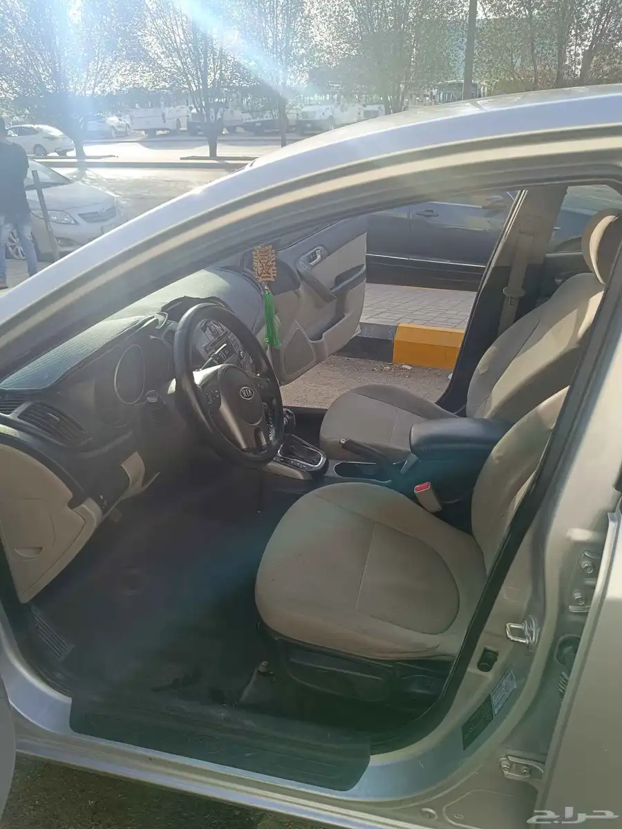 KIA cerato 2012 model 7