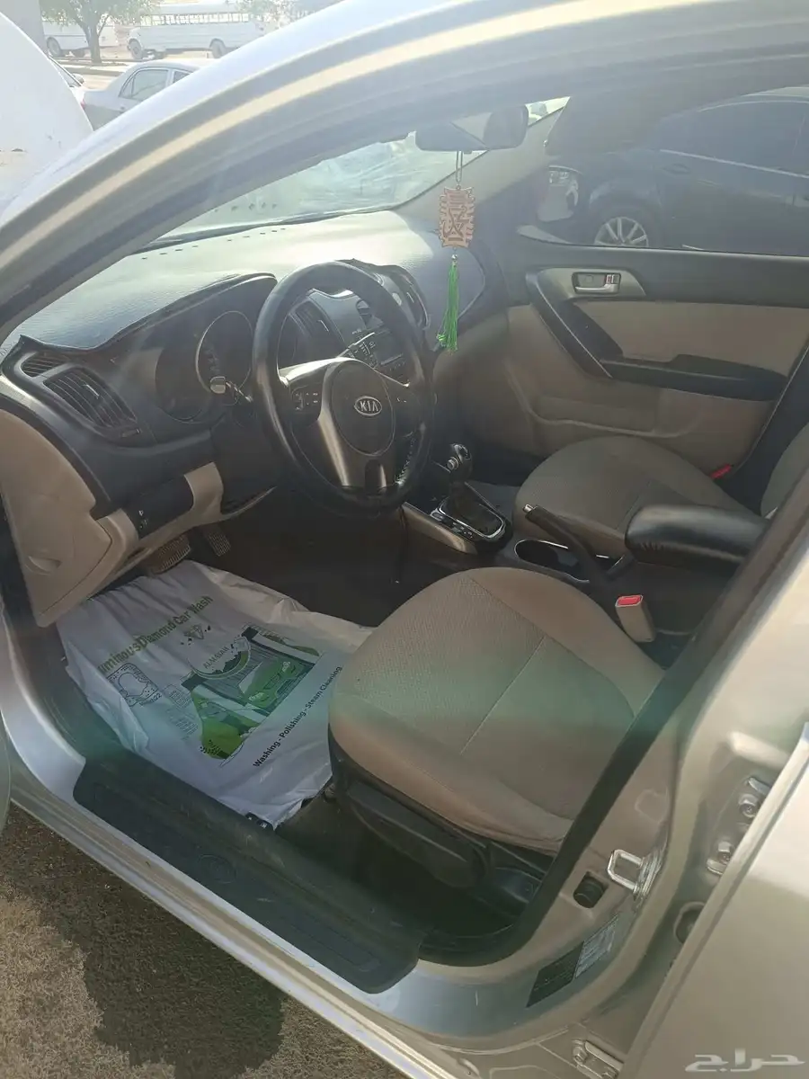 KIA cerato 2012 model 4