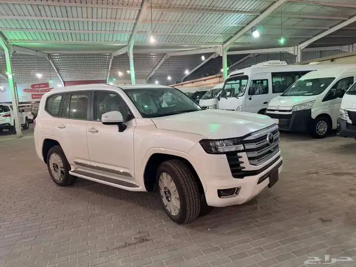 تويوتا لاندكروزر L4سعودي 2025 0