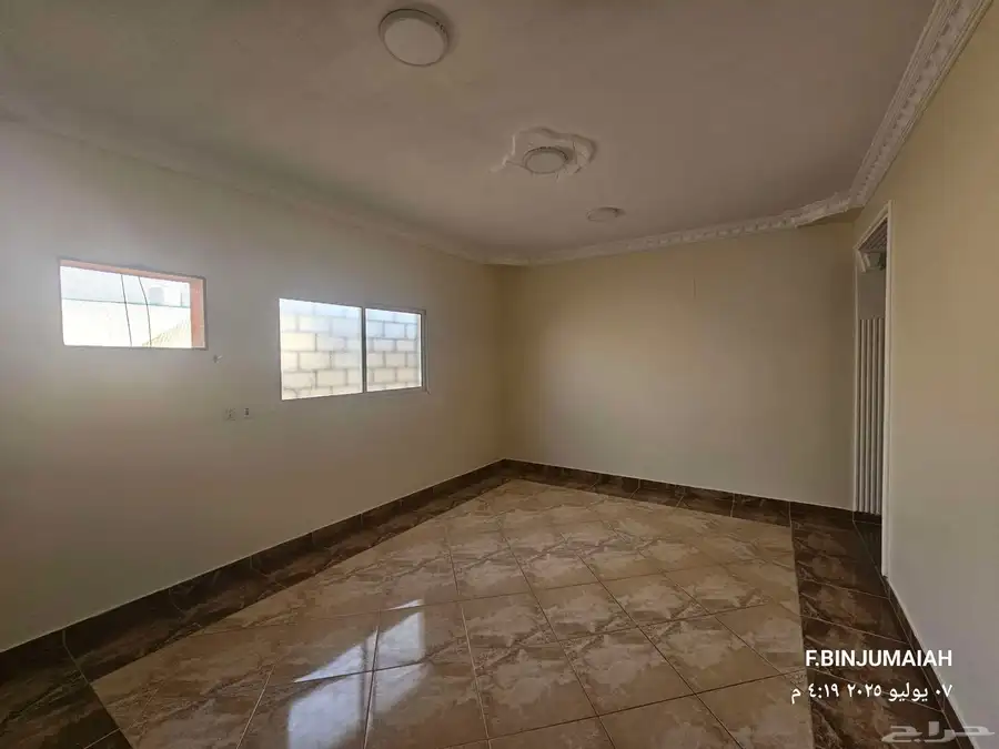 شقة للايجار دورين بحي الحمراء 55000 3