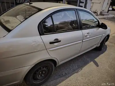 للبيع اكسنت 2010 1