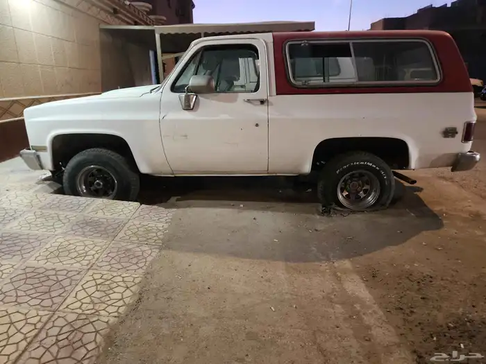 بليز موديل 1982 ابيض للبيع علي السوم 2