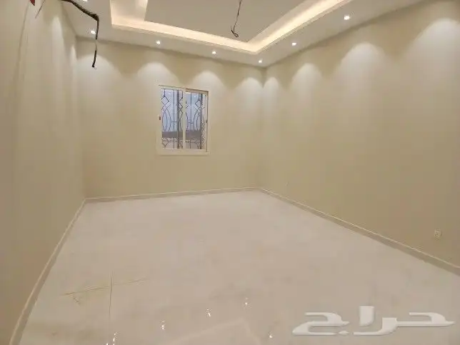 للبيع فيلا دورين وملحق غرب طريق المدينة العسكرية من 750 ألف 17