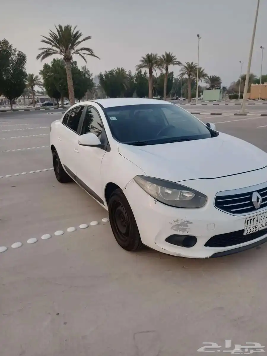 للبيع رينو فلوانس موديل 2014 نظيف جدا 1