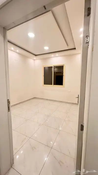 للإيجار فيلا جديدة مطبخ راكب 10