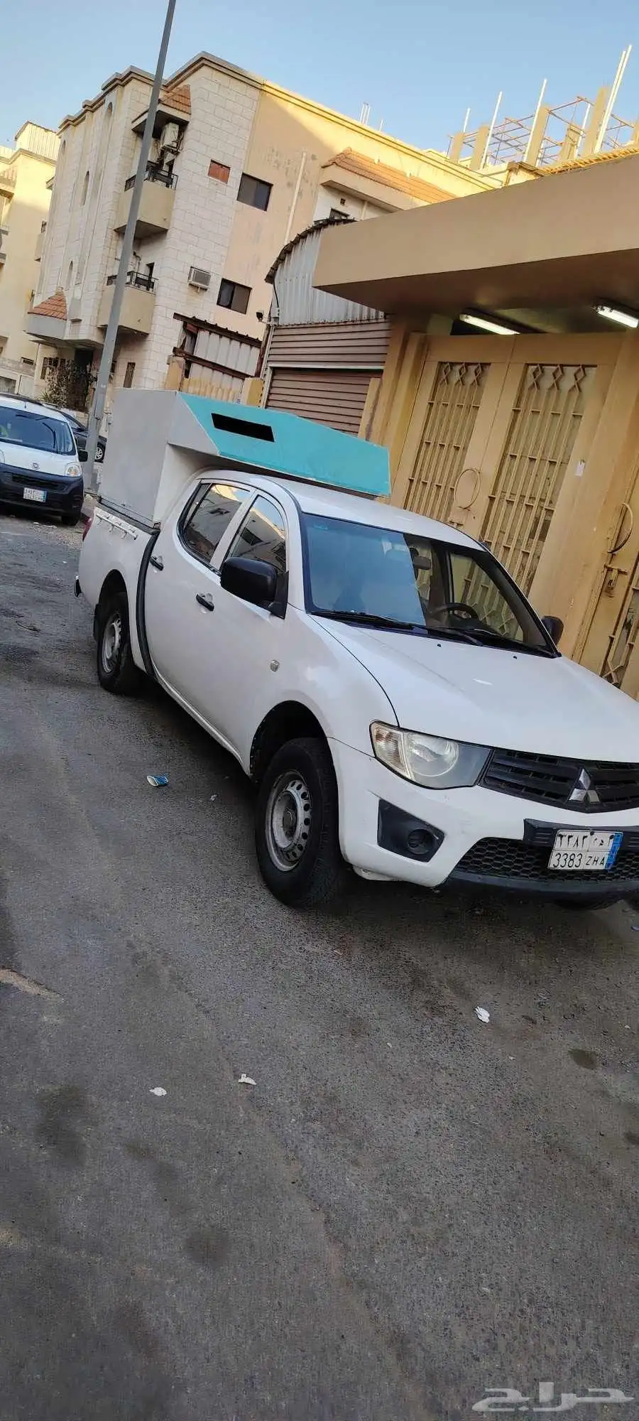 السلام عليكم سياره ميتسوبيشى موديل2014ديزل ماشي 280الف 2