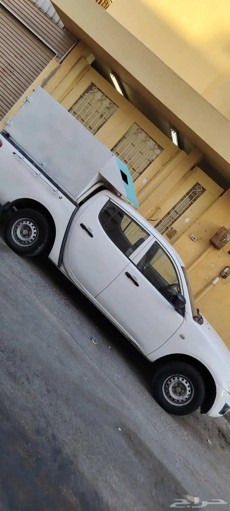 السلام عليكم سياره ميتسوبيشى موديل2014ديزل ماشي 280الف 0
