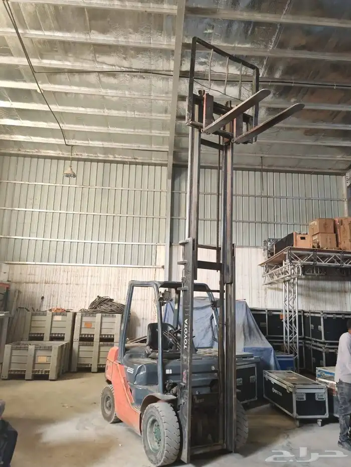 رافعه شوكيه للإيجار 1