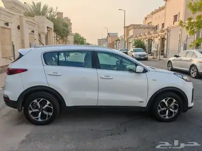 للبيع سبورتاج ممشى 145 الموتر نظيف 1