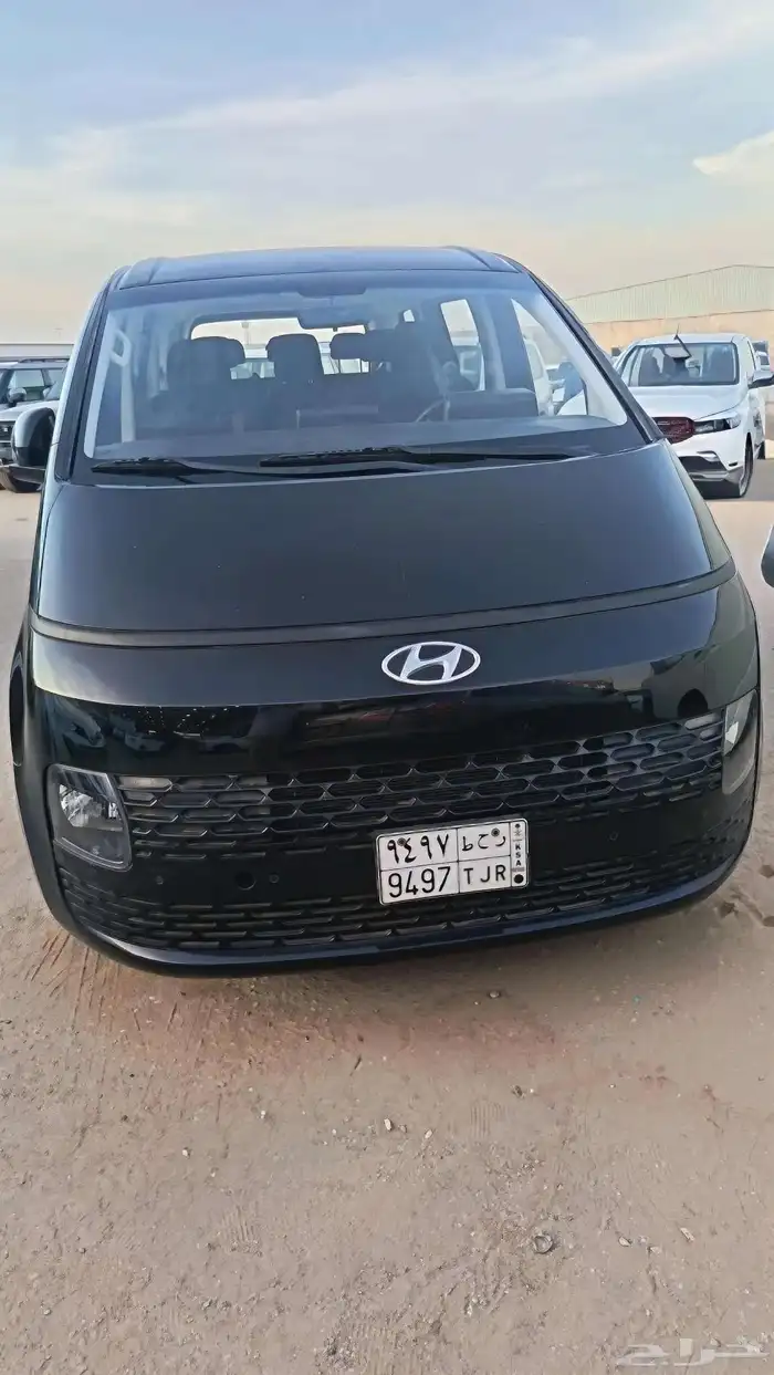 هيونداي ستاريا 2022 3