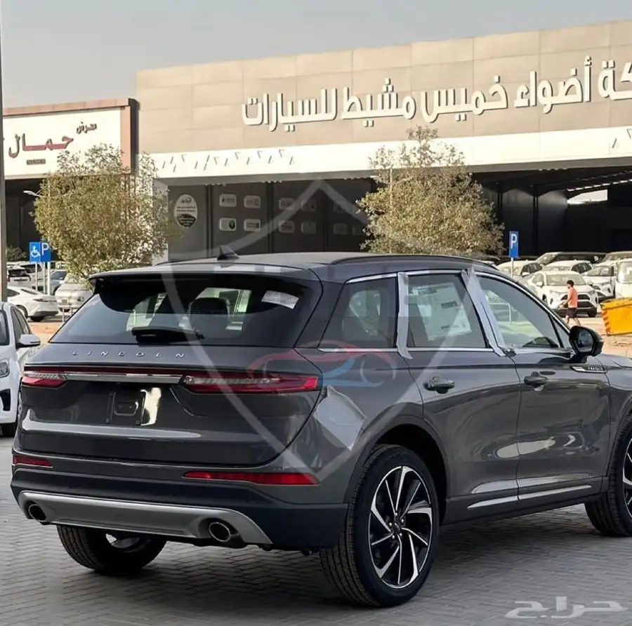 لينكون كورس أير فل دفع رباعي 2025 4