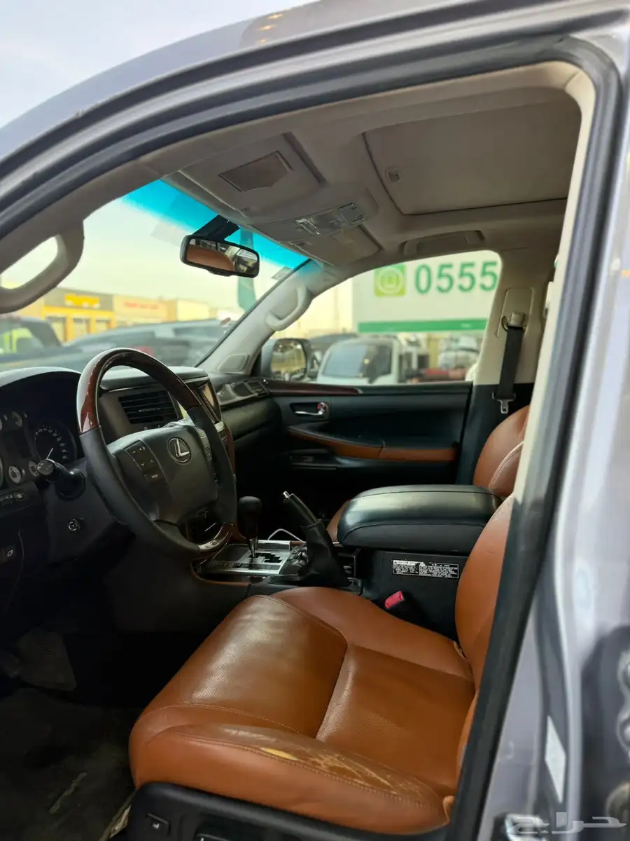 لكزس - 2011 - LX570 - فل كامل - بسعر 89 الف 9