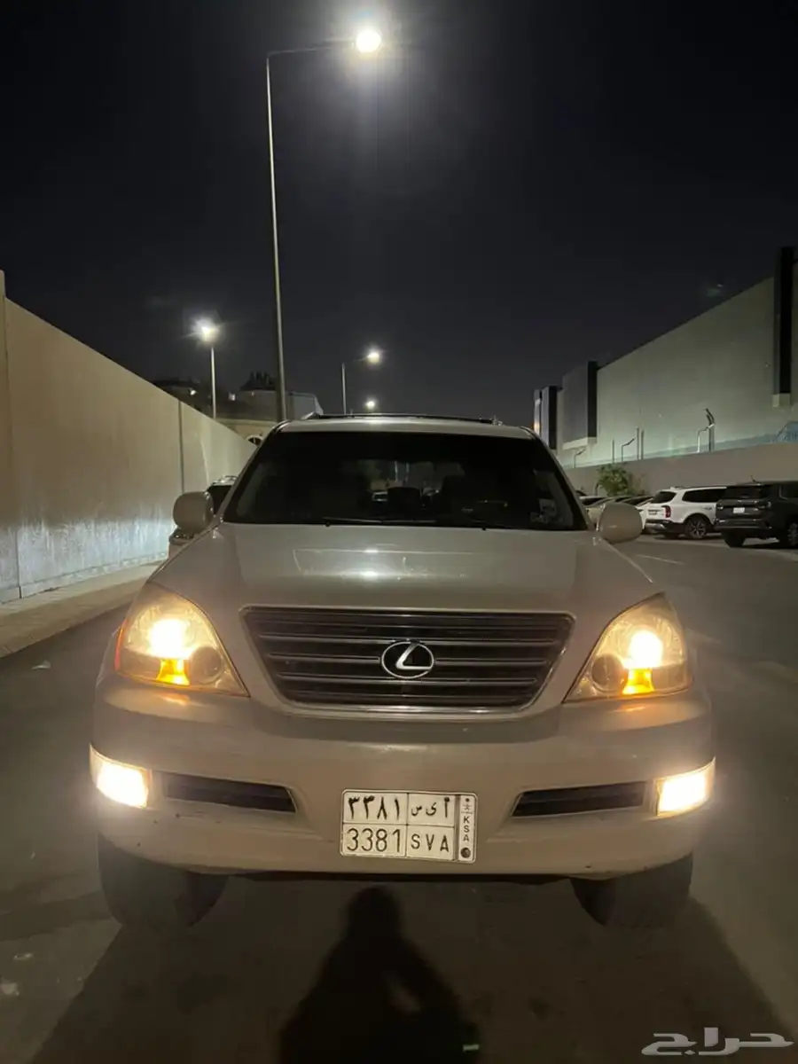لكزس 2003 GX 9