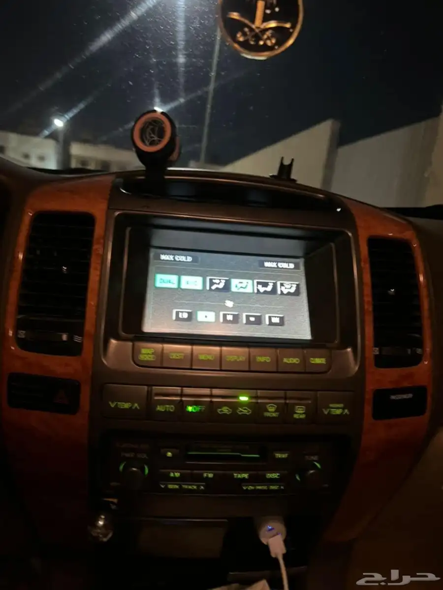 لكزس 2003 GX 8