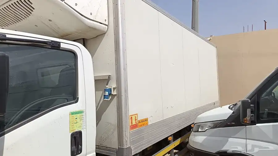 دينا ايسوزو 6 طن تبريد و تجميد للإيجار أو الرحلات 2