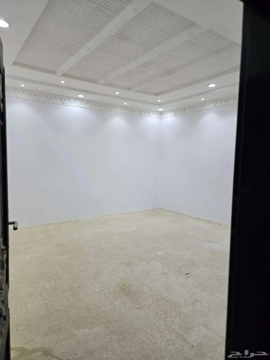دور للايجار مساحته 525 5