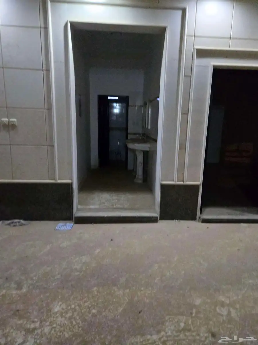 دور للايجار مساحته 525 4