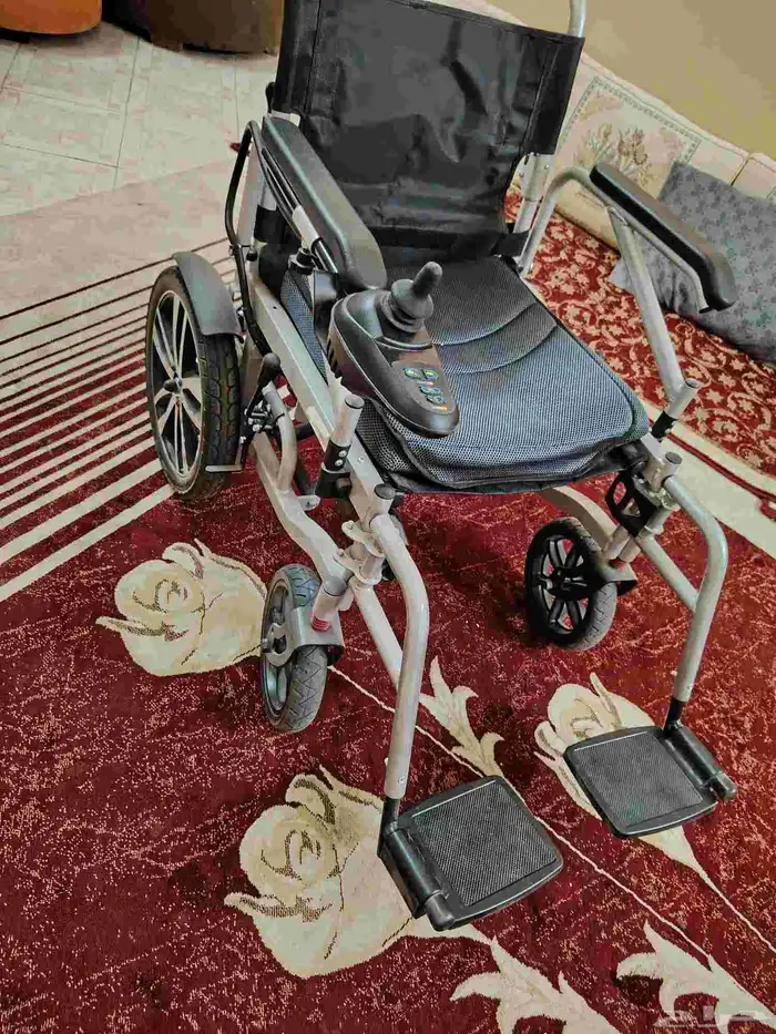 عربيه كهربائيه لكبار السن 0
