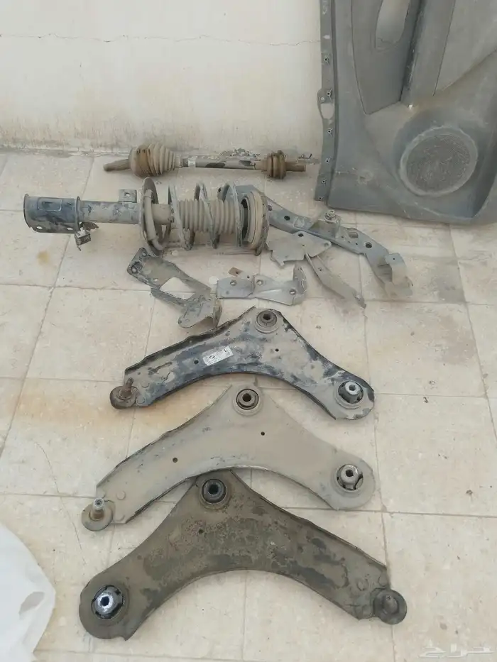 غطع غيار فلونس 2012 مستعمل لبيع 2