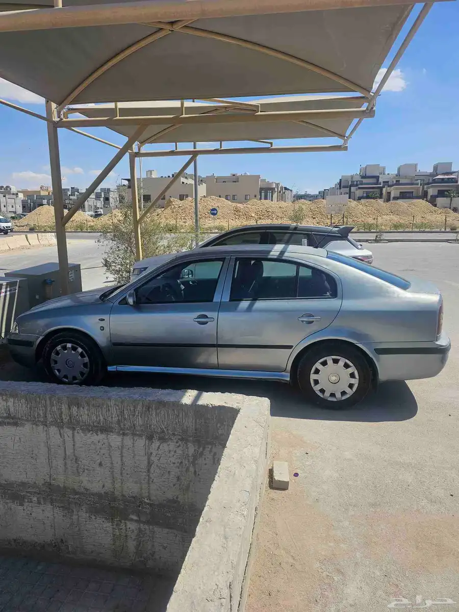 سكودا اوكتافيا توماتيك لوحات شبه مميزه ديزل تيربو موديل2004 2