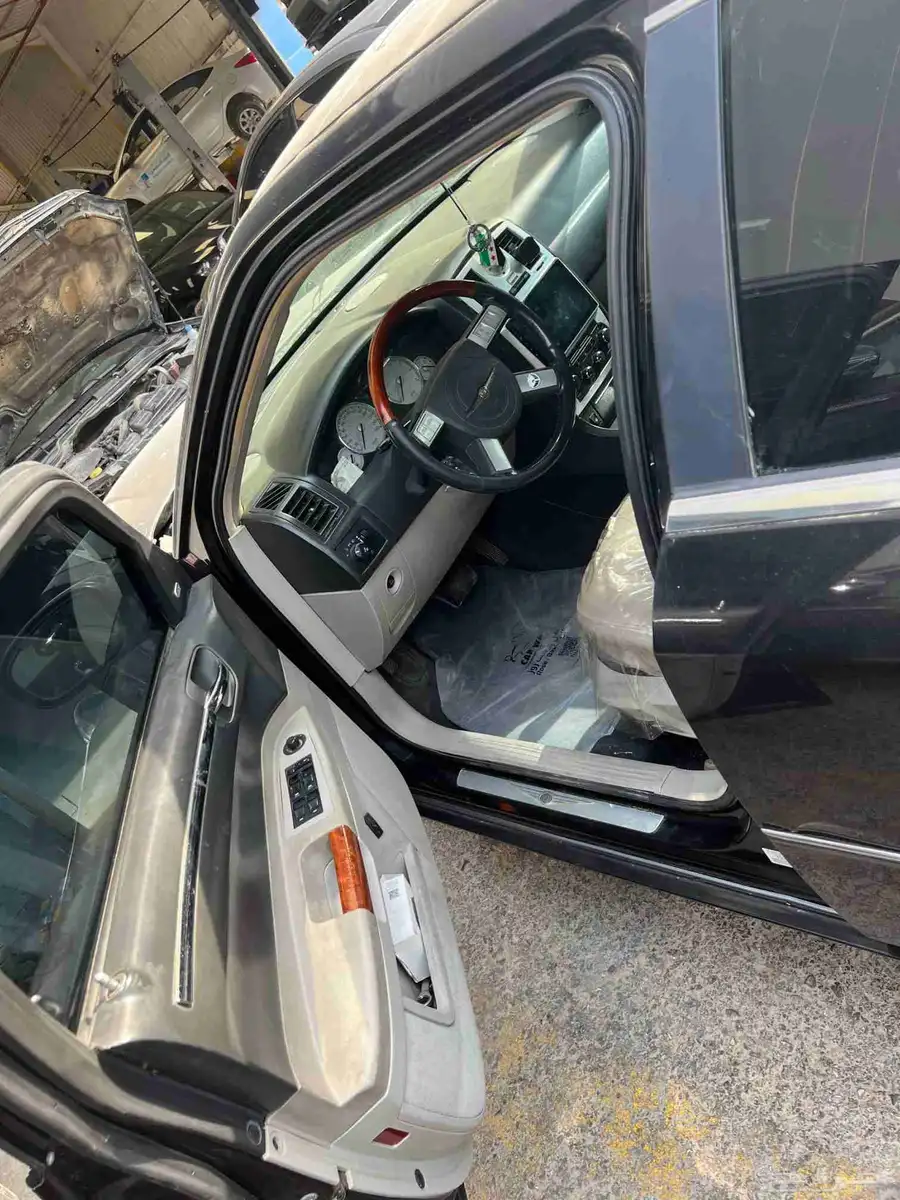 كرايسلر c300 7