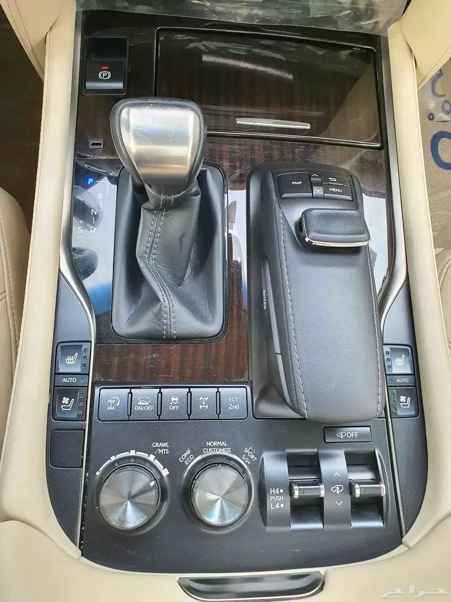 لكزس 2018 LX570 فل سعودي 15