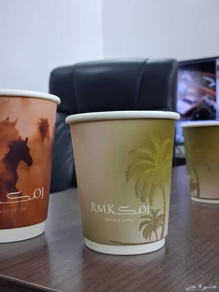 مطبعة أكواب ستكرات ملصقات ستاند رول اب ورق زبدة ختم كرت بنر 1