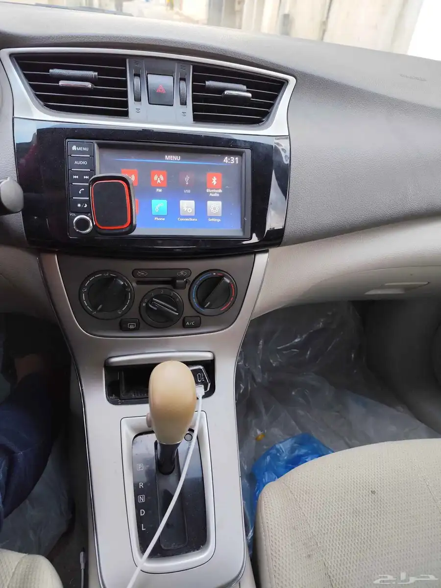 Nissan Sentra 2015 drive 213000km 5