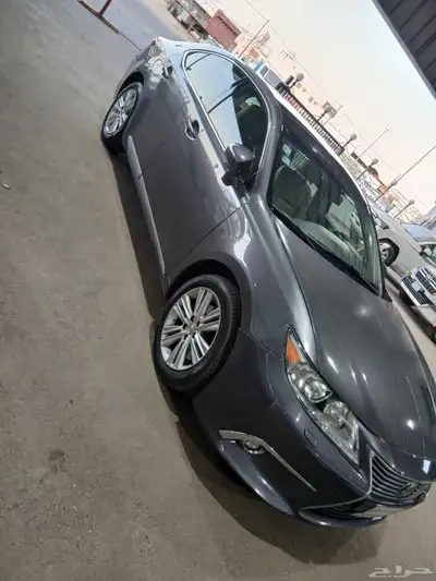 الكزز 350 اي اس موديل2014 5