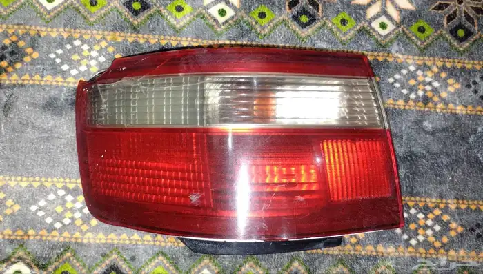 صطب خلفي كامري 1999_2002 يوجد فيه ملاحضه بسيطه 2