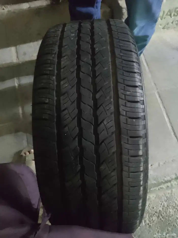 كفرات 245 45 20 نضيف ماشاء الله تبارك الله تاريخ 24 0