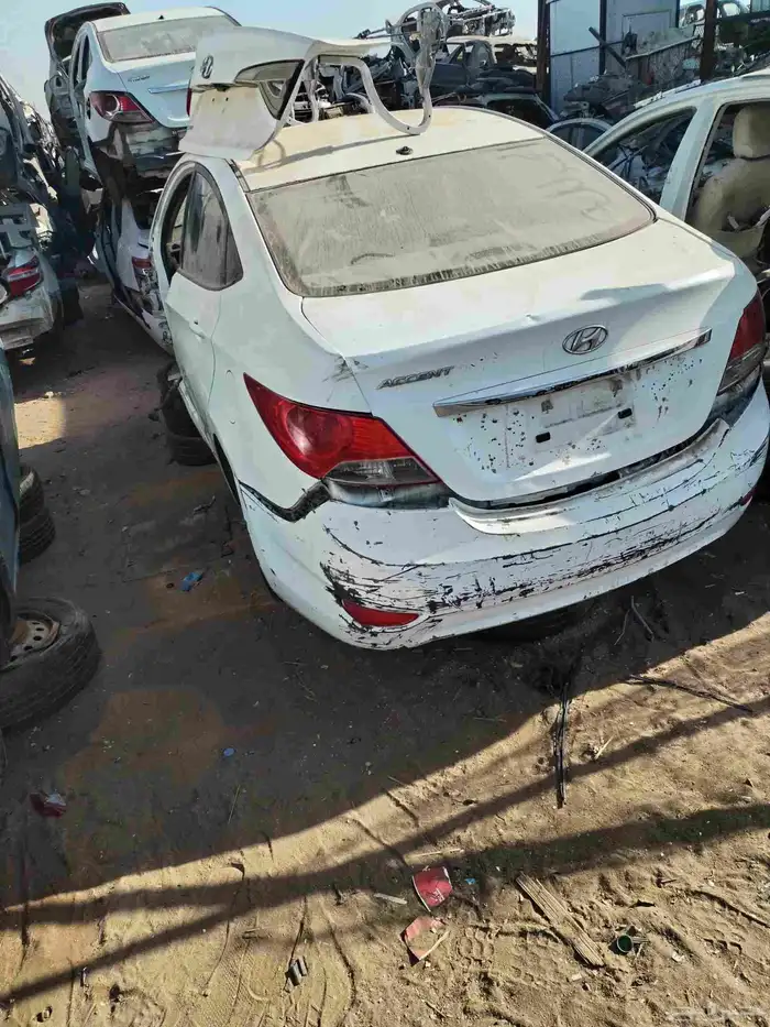 هوندي اكسنت 2014 مقاس المكينه 1600 تشليح قطع غيار فقط 0