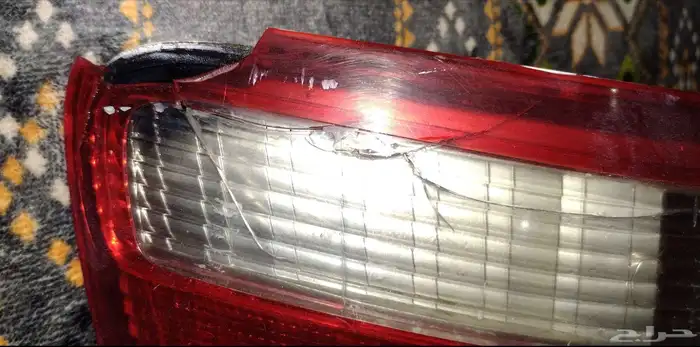 صطب خلفي كامري 1999_2002 يوجد فيه ملاحضه بسيطه 1