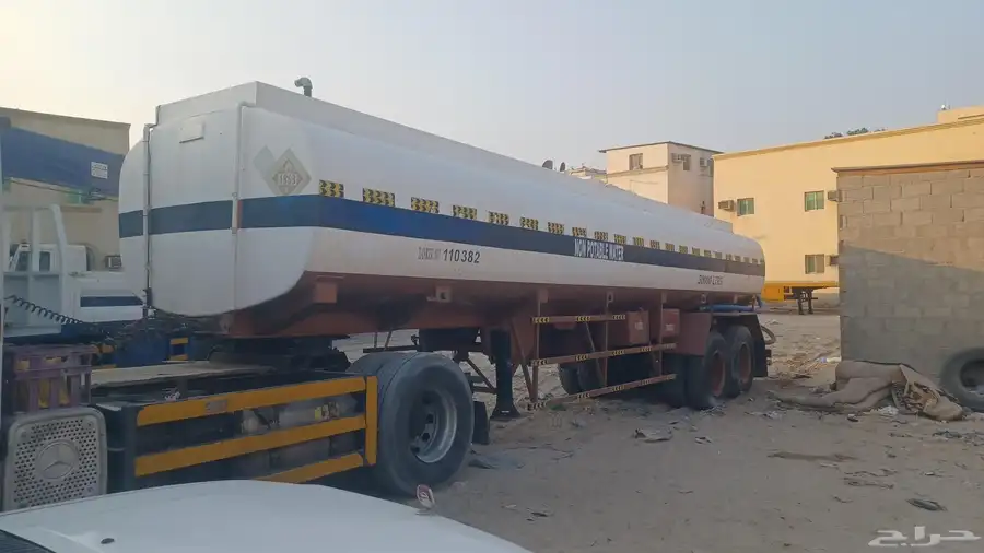 actross 2001 water tanker 2