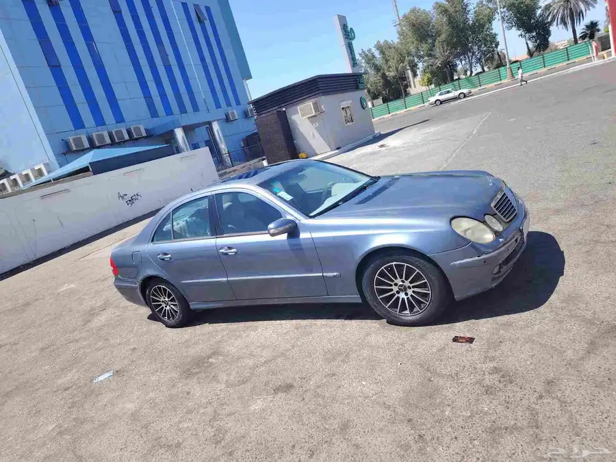 مارسيدس موديل 2004 E240 3