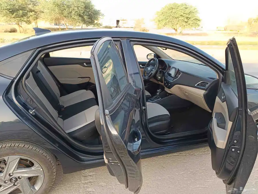 هونداي اكسنت 2021 فل 1600 cc 25