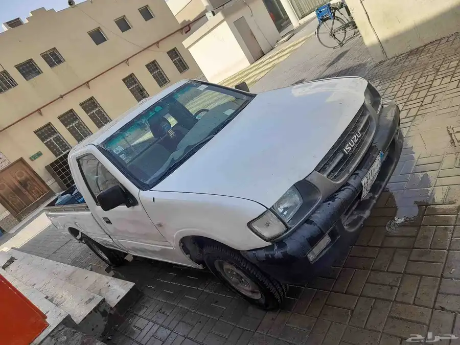 جيمس 2003 بنزين سياره مجدوده من كل شي لا تحتاج اي مصاريف نها 1
