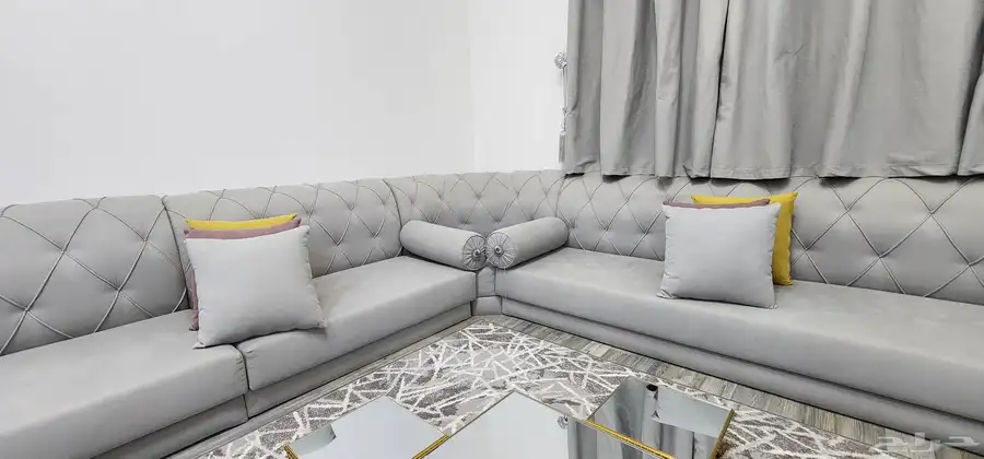 طقم كنب أرضي جدا نظيف وشبه الجديد 5