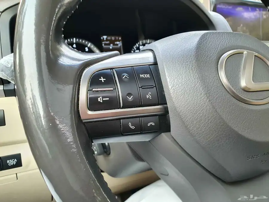 لكزس 2018 LX570 فل سعودي 14