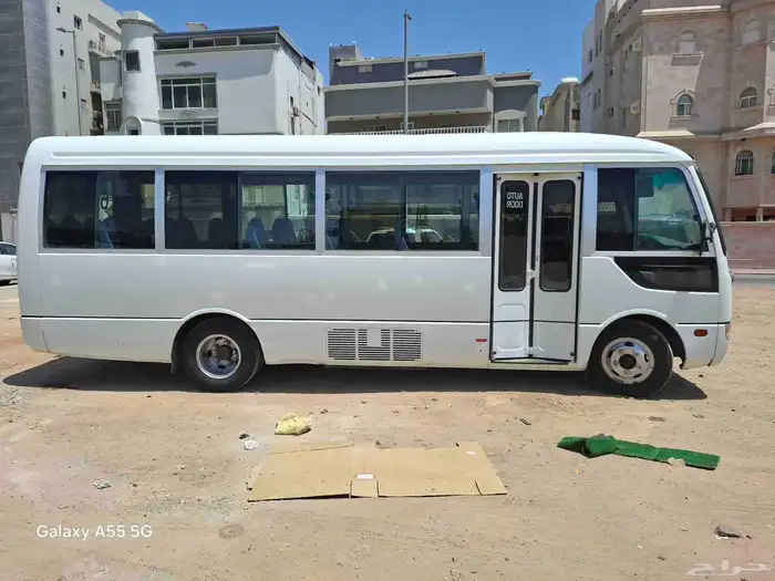 Mitsubishi Coaster 2015 for rent with driver monthly 1
