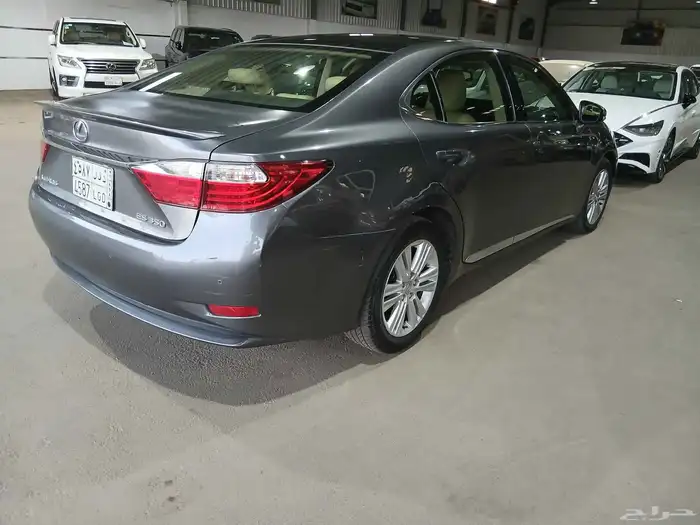الكزز 350 اي اس موديل2014 0